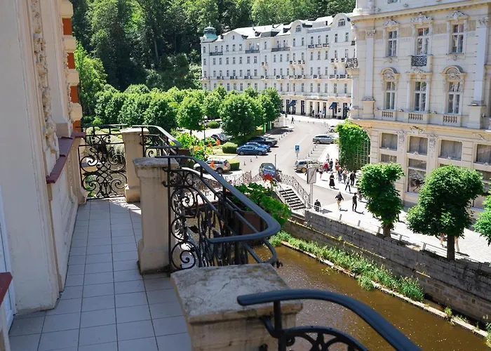 Alisa Hotel