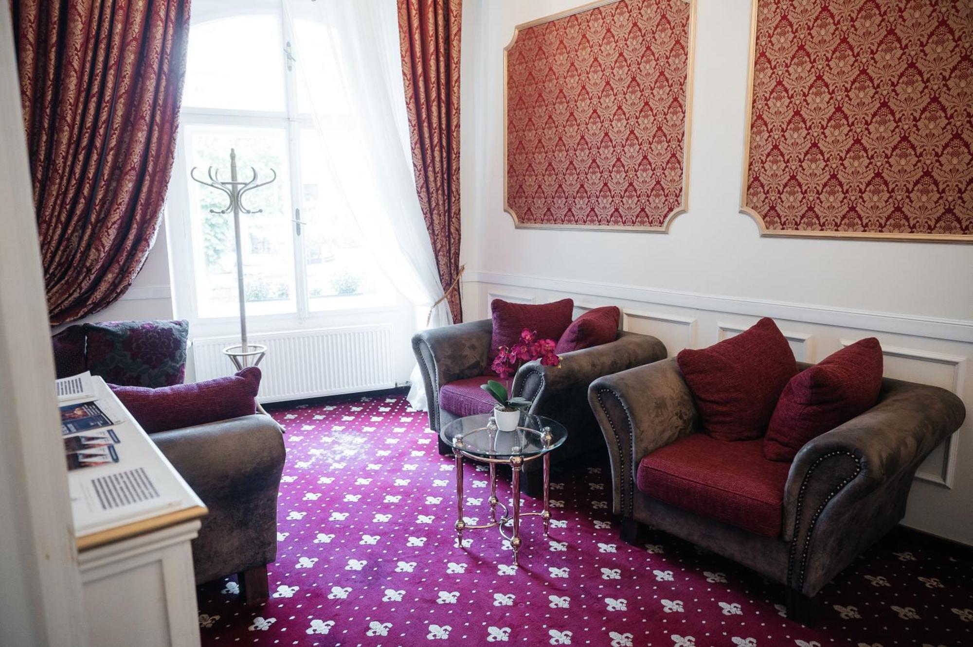 Hotel Alisa 4*
