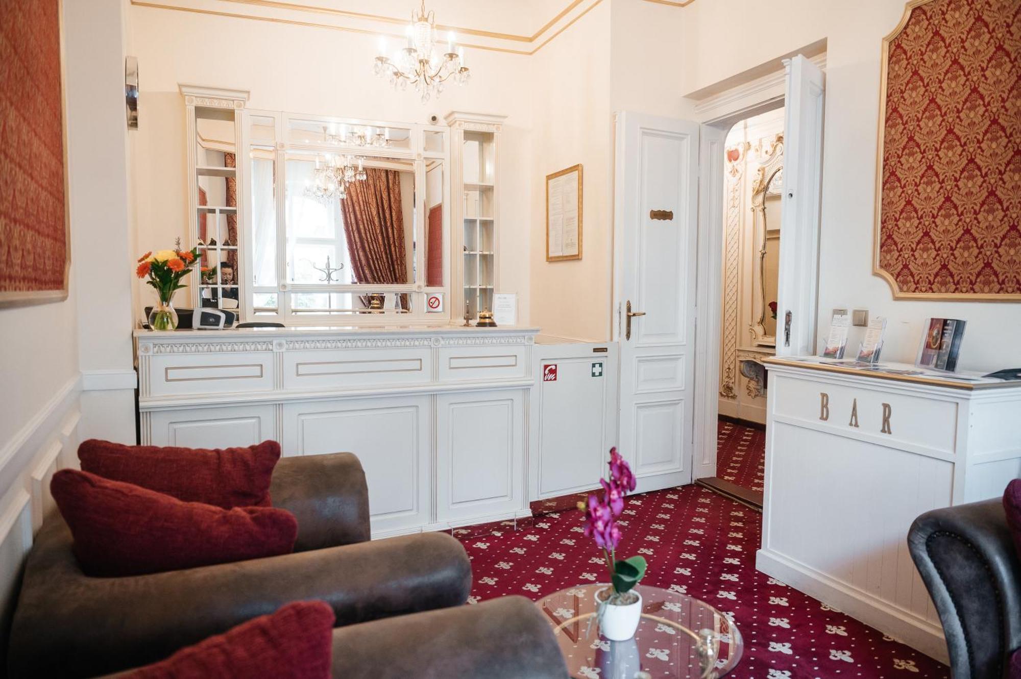Hotel Alisa 4*