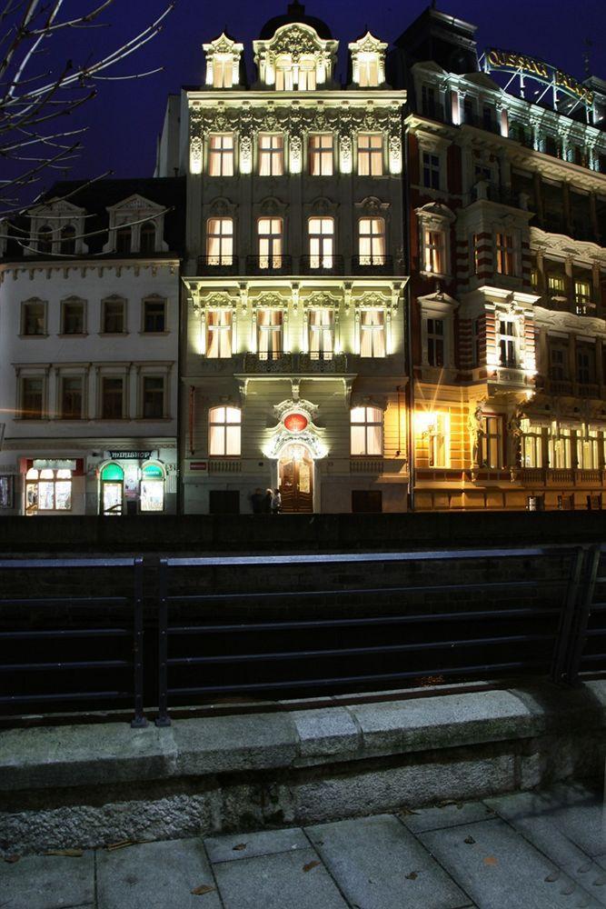 Alisa Hotel